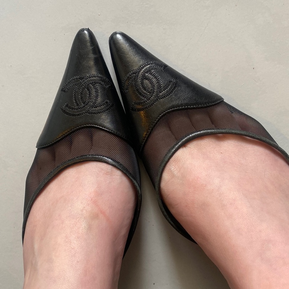 RARE Chanel mesh logo slingback heels